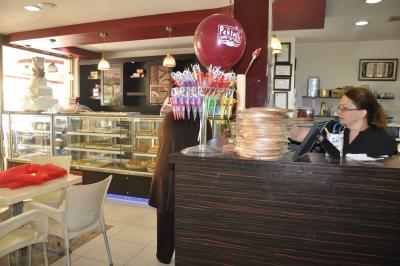 Pek Tatlı Cafe
